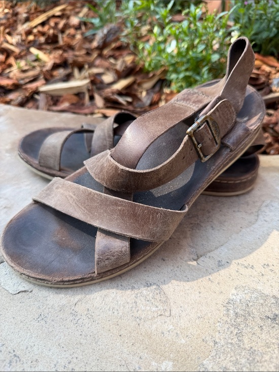 Chaco Shoes - Chaco Brown Leather Cross-Strap Buckle Sandals